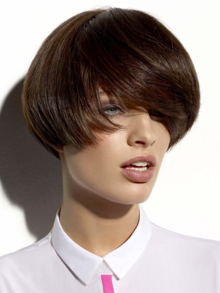 Wearable short hairstyle based on a bowl cut