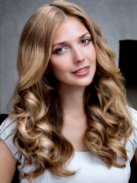 Trendy hair with waves