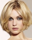 short blonde hairdo