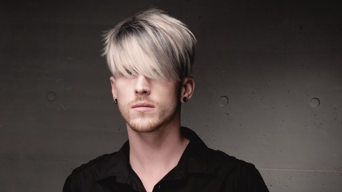 2. "Blond Streaks for Men: Tips and Inspiration" - wide 5