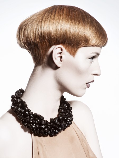 Short haircut with a cropped nack and volume