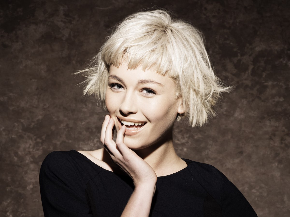Very Short Bob Hairstyles With Bangs