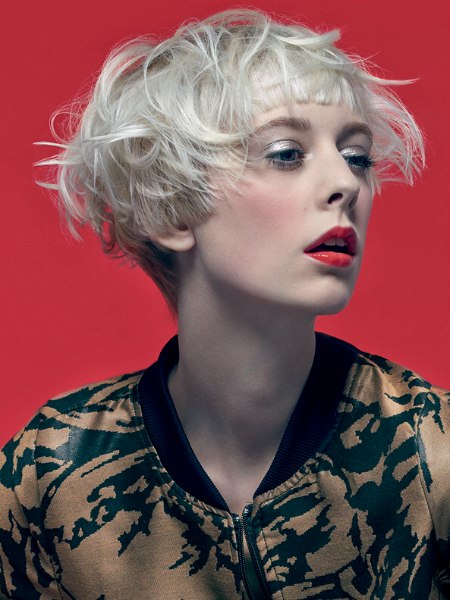 Contemporary short hairstyle for blonde hair