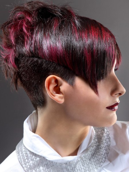 Very short hairstyle with an angled cutting line
