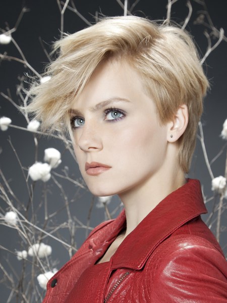 Short blonde hair with smooth and soft styling