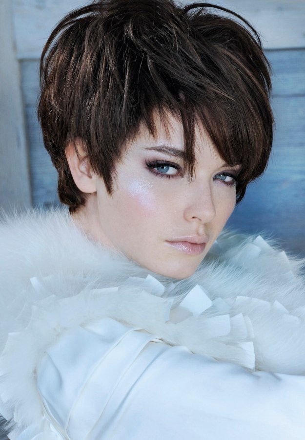 Short Highlighted Hairstyles