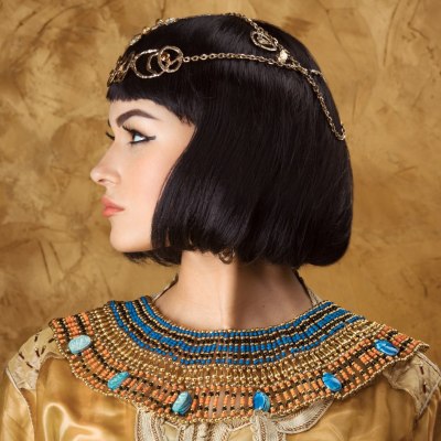 Cleopatra hair