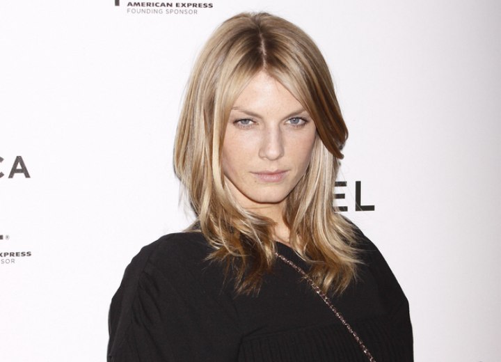 Angela Lindvall