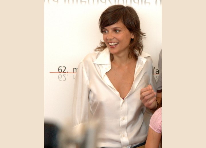 Elena Anaya - Medium-length hair and a white blouse