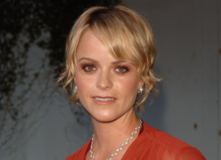 Taryn Manning with short Gatsby era-inspired hair