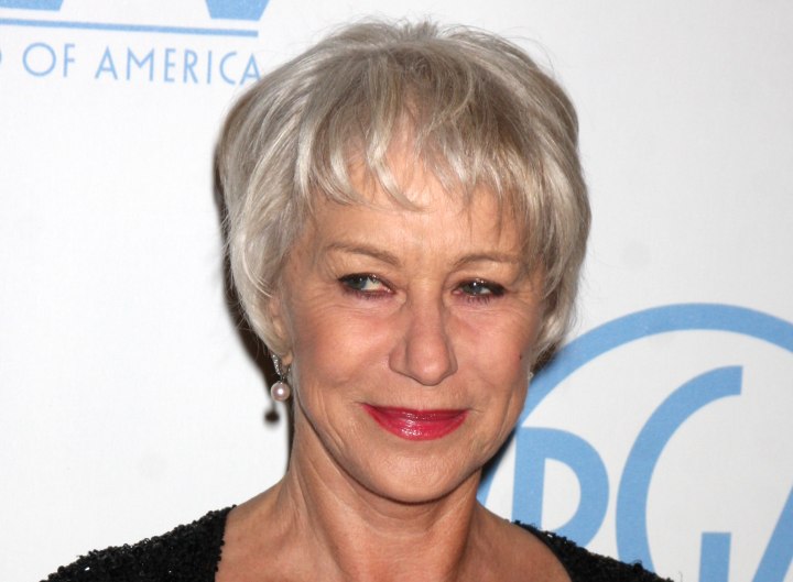 Short haircut for older women - Helen Mirren