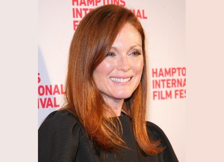 Julianne Moore's crimson-red hair color