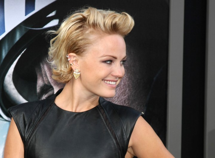 Malin Akerman with short hair