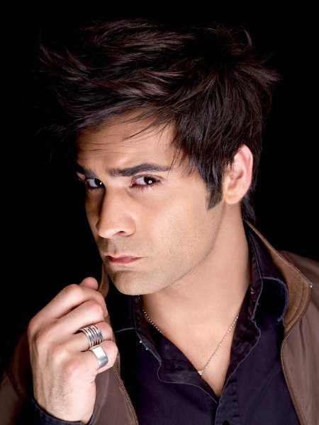 Easy-to-maintain haircut for active men