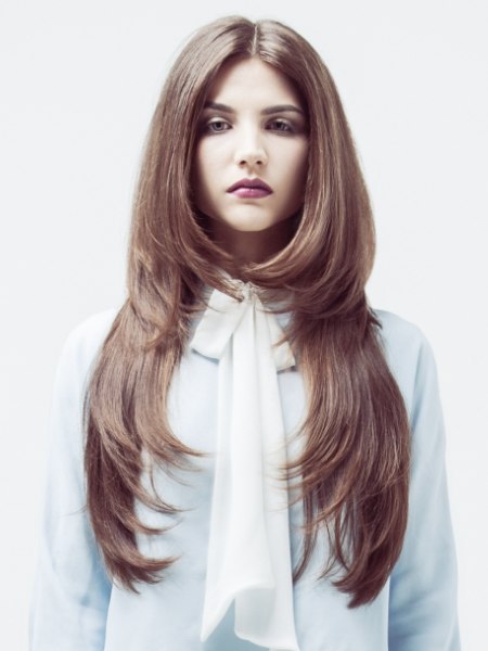 Long hair with inward-curved ends that reach the waist