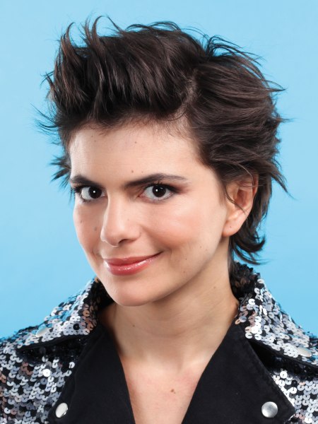 Hip and energetic short haircut for women