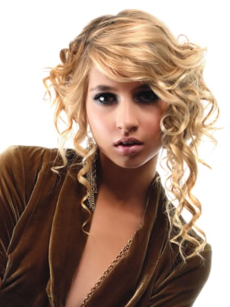 Partial up-style to balance a narrow face