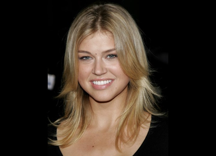 Adrianne Palicki - Shiny long hair in a sporty style
