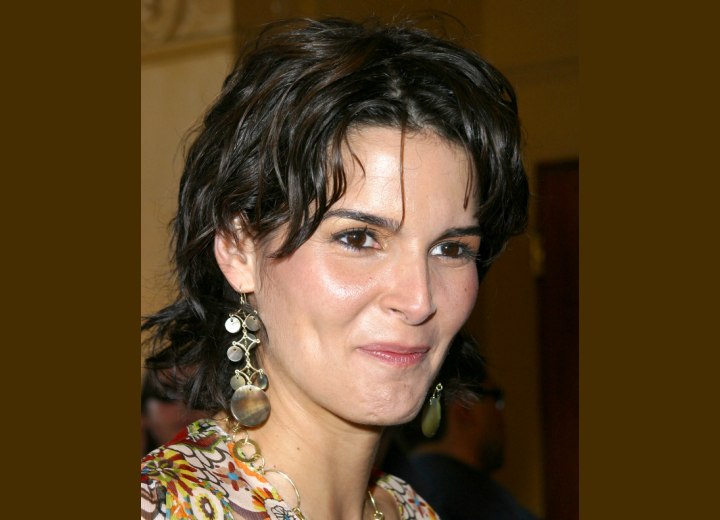 Angie Harmon with medium length hair