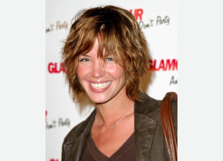 Ashley Scott - Shag haircut