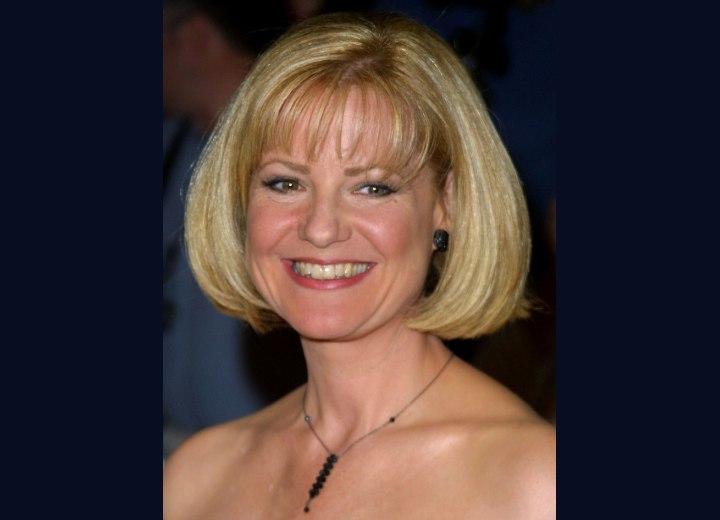 Bonnie Hunt - Chin length bob with volume