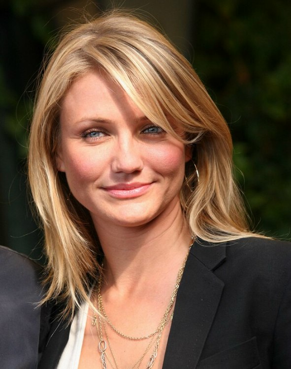 Cameron Diaz | Simple long hairstyle suitable for formal and informal  occasions