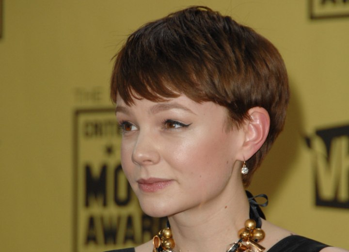 Carey Mulligan - Easy no muss no fuss short hairstyle