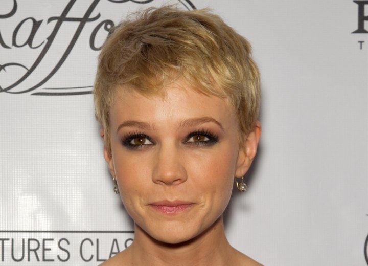 Carey Mulligan - Short haircut with bare ears