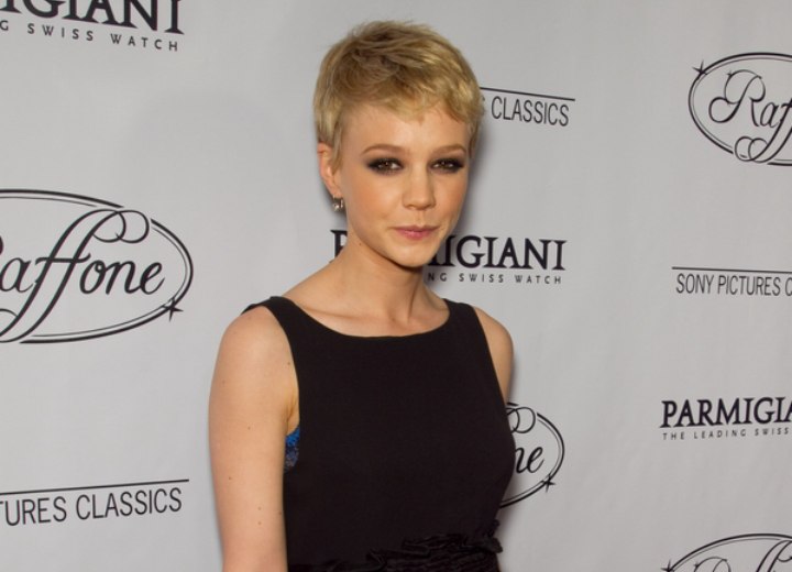 Carey Mulligan - Very short haircut for summer