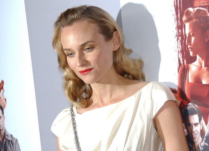 Diane Kruger's Undone Wavy Hairstyle – StyleCaster