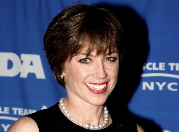 Dorothy Hamill  Comfortable short wash and go hairstyle