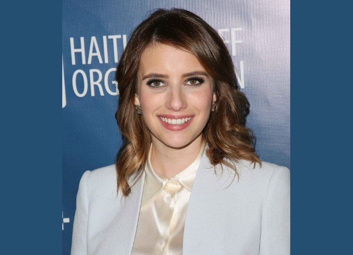 Emma Roberts hairstyle