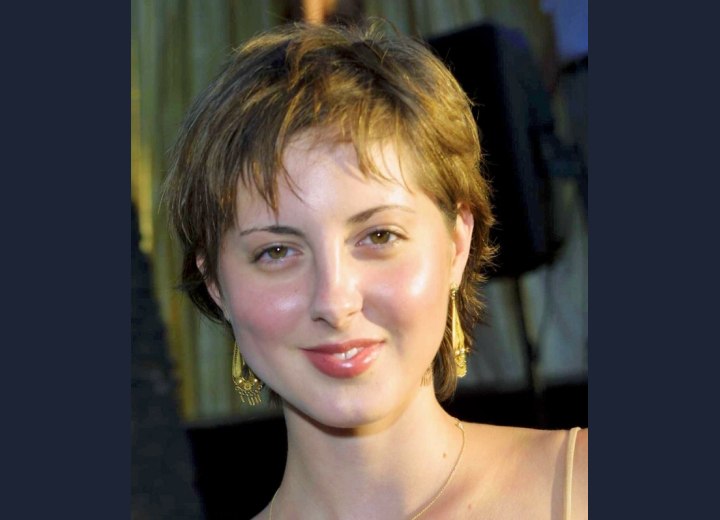 Eva Amurri - Short pixie haircut with messy styling