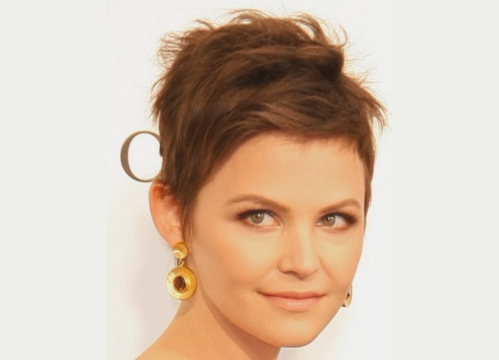 Ginnifer Goodwin's short hairstyle Easy fix, cut around Ginnifer Goodwin's short hairstyle Easy fix, cut around