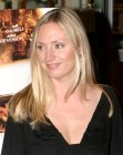 Hope Davis wearing her hair long and blunt cut