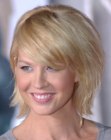 Jenna Elfman sporting a shag