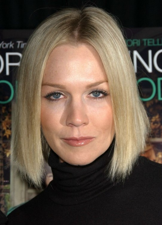 Jennie Garth's long angled bob with black turtleneck and 