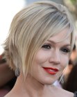 Jennie Garth with new short hair