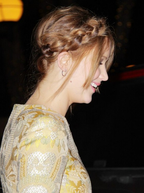 jennifer lawrence hunger games braid