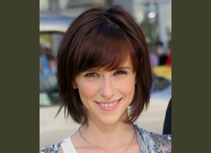 Jennifer Love Hewitt wearing a bob with bangs