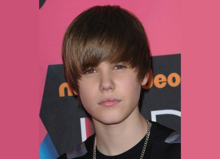 Blond Hair Is Back - As Justin Bieber's New Hairstyle Sets The Standard -  Gay Nation