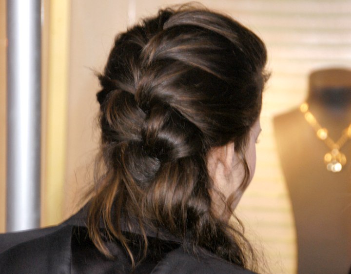 Liv Tyler wearing her hair in a long French braid