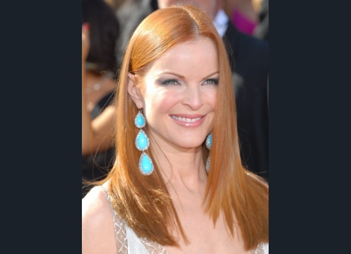 Sleek long hairstyle for red hair - Marcia Cross