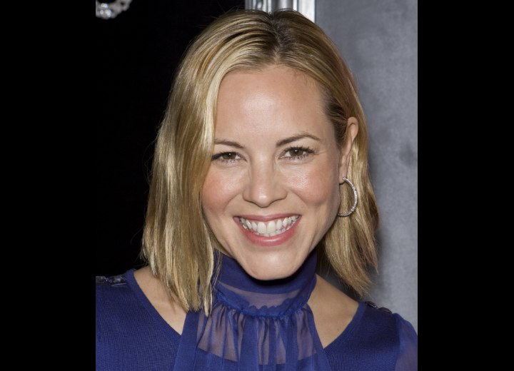 Maria Bello with her hair fashioned into a bob