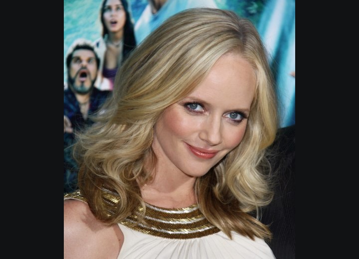 Marley Shelton - Long hairstyle with soft waves