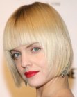 Mena Suvari bob haircut