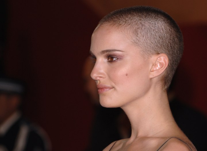 Natalie Portman with her hair shaved off