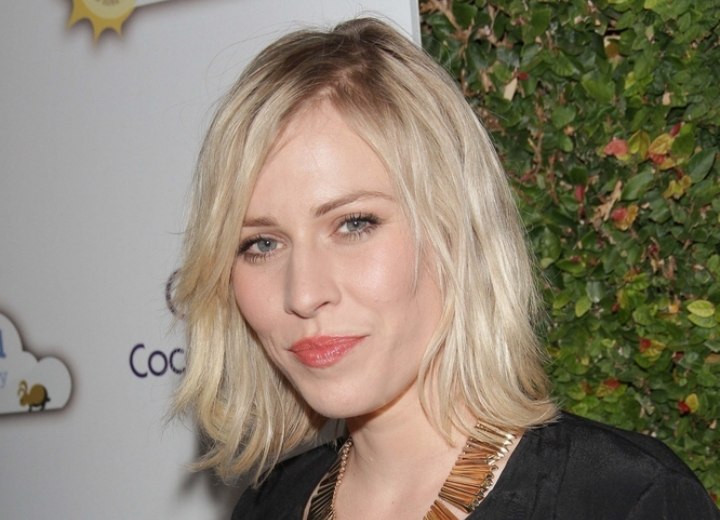 Natasha Bedingfield - Above the shoulders hairstyle