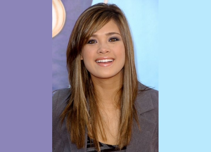 Nicole Anderson - comfortable long hairstyle