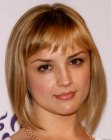 Rachael Leigh Cook wearing her hair in a bob